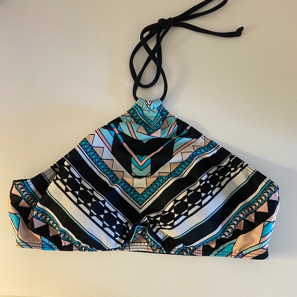cute tribal print bikini top from la hearts!